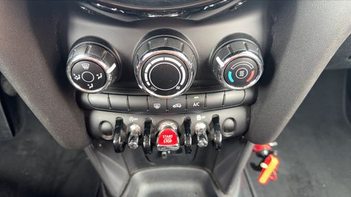 Mini Mini 1.2 One 102 - One Business – 2019 – 84955 km – Essence – Boîte Manuelle — photo 19