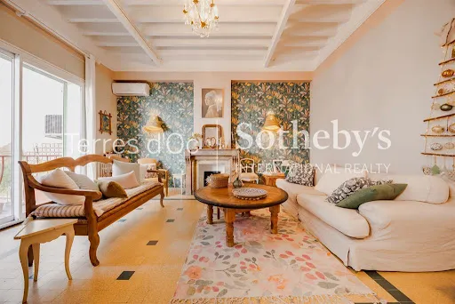 Maison 8 pièces 194 m²