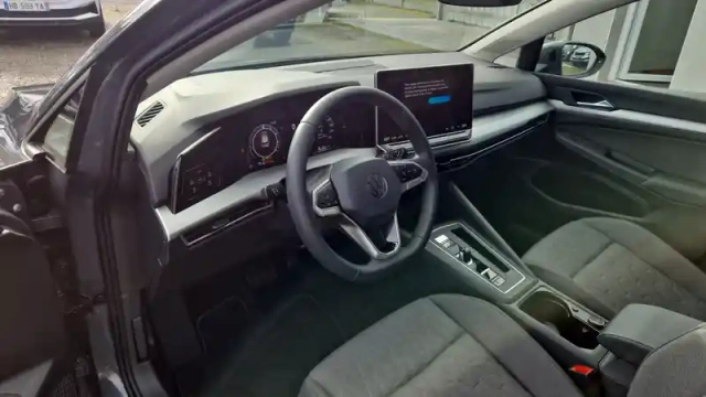 Volkswagen Golf 1.5 ehybrid 204 dsg6 — photo 16