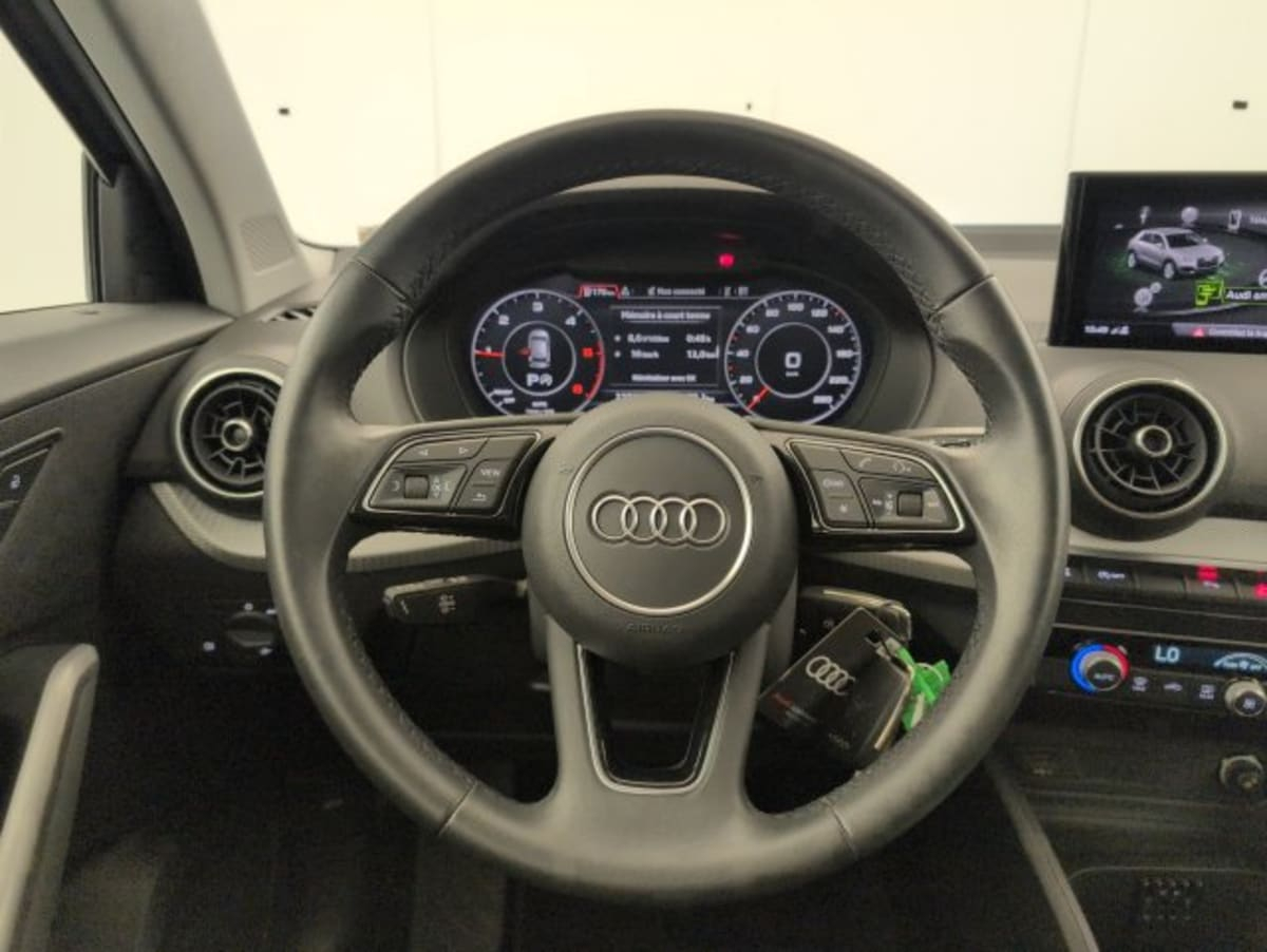 Audi Q2 — photo 14