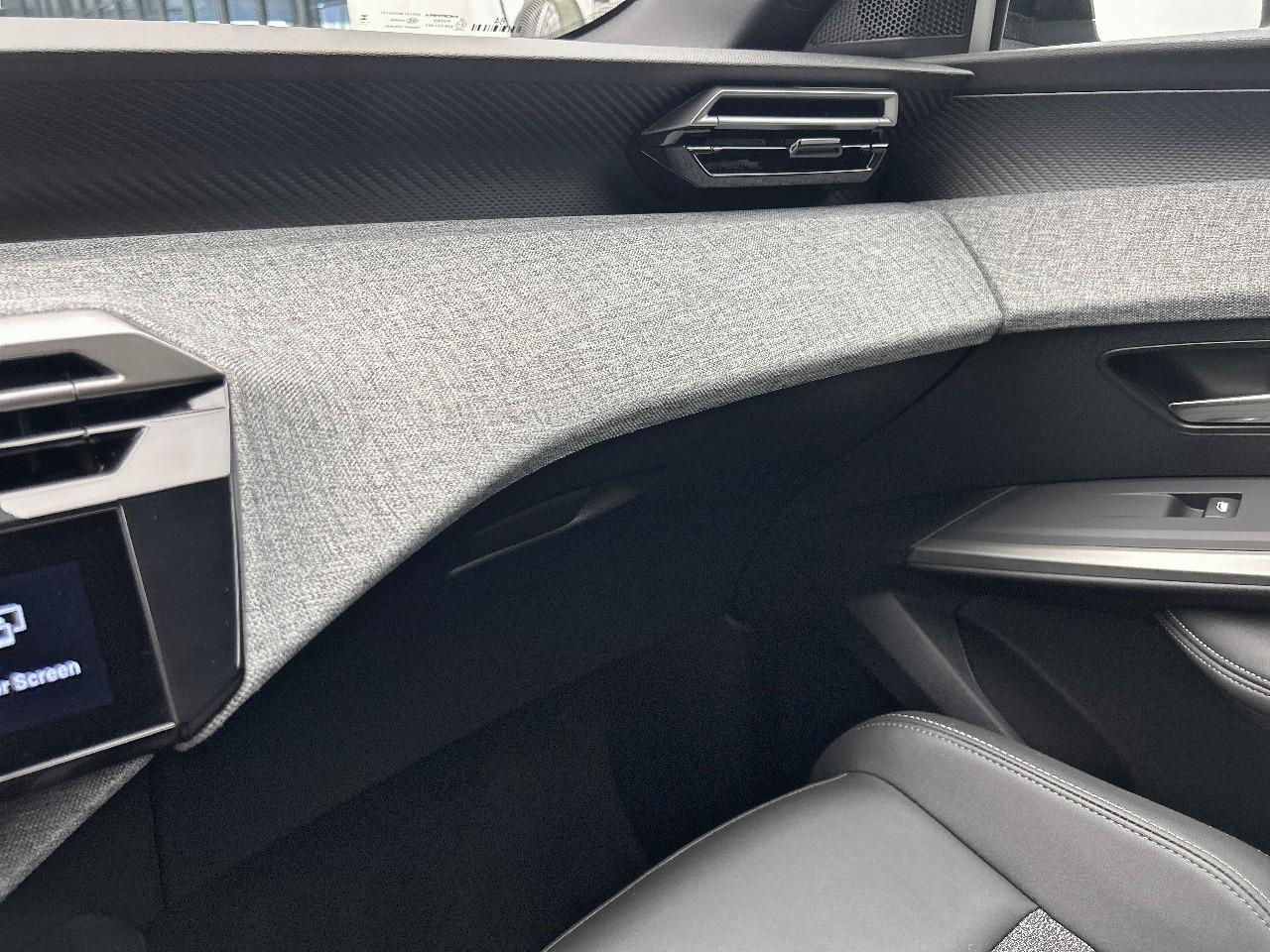 Peugeot 3008 hybrid 145 e-dcs6 allure — photo 27