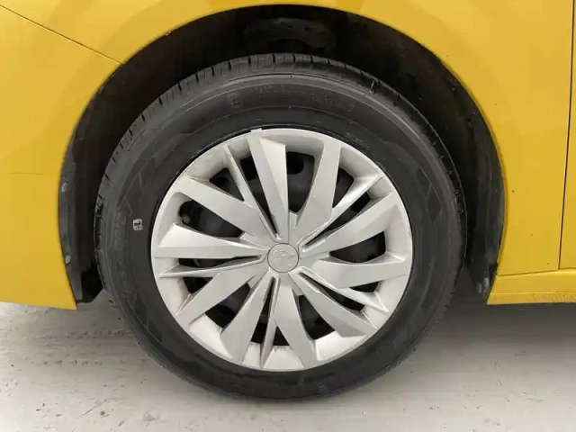 Peugeot 208 puretech 75 s&amp;s bvm5 — photo 17