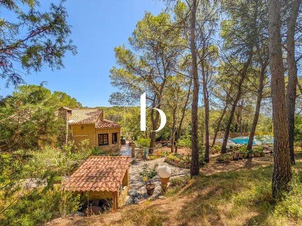 Maison Vente Goudargues 7p 140m² 389000€
