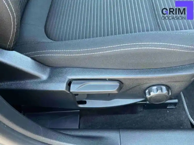 Ford Focus 1.5 ecoblue 115 powershift — photo 28