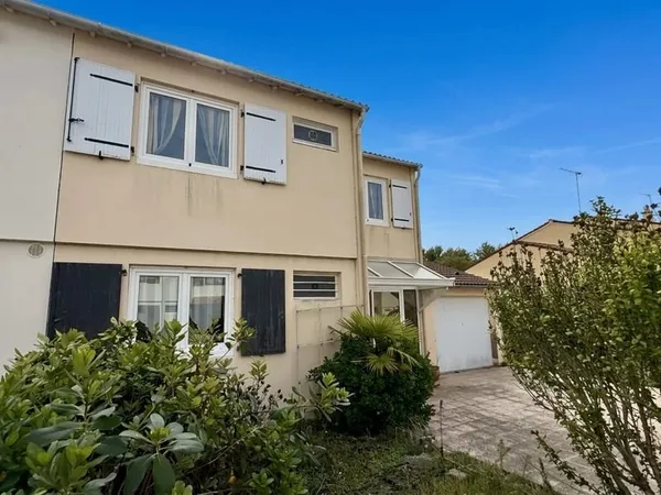 Maison - 6 pièces