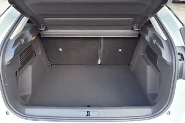 Citroën C4 hybride 145 e-dcs6 — photo 35