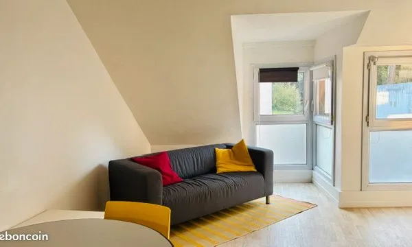 Nantes Procé un T2 en location meublé au calme