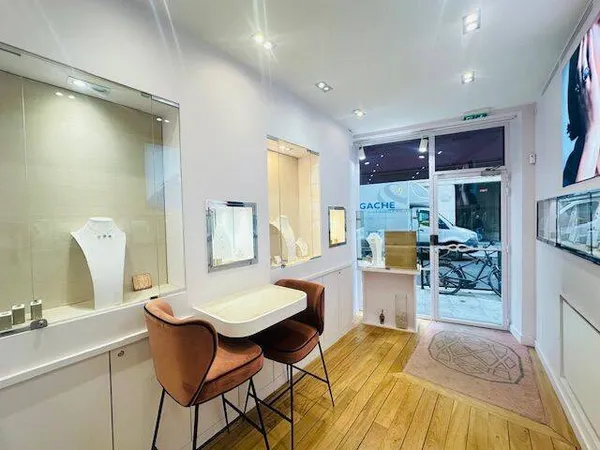 Boutique 48 m²