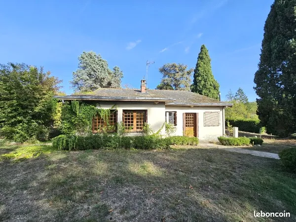 Maison de 143m2 habitable sur Terrain constructible de 2133m2 - Possibilité Division