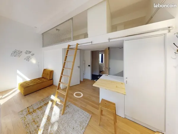 Studio 1 pièce 21 m²