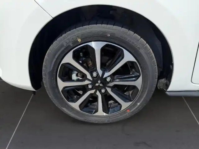 Mitsubishi Space Star 1.2 mivec 71ch bva cvt as&amp;g re — photo 20