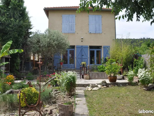 Maison Carnas