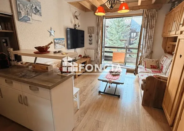 CENTRE STATION - DUPLEX POSSIBLE TRIPLEX EN PIED DE PISTE