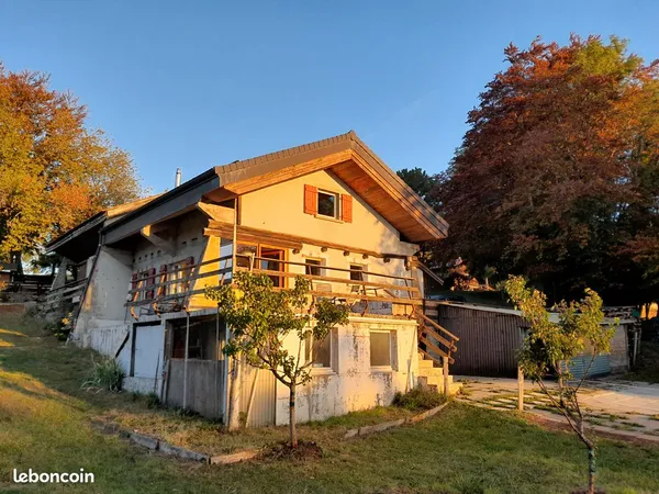 Maison au Salève, 15mn de Genève, 6000 m2 de terrain, à rénover