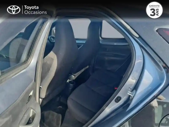 Toyota Aygo X 1.0 vvt-i 72ch design my24 — photo 12
