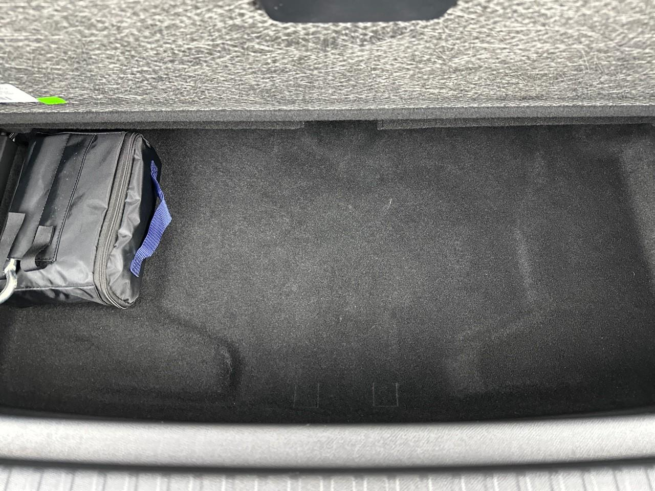 Peugeot 5008 hybrid 145 ch e-dcs6 gt — photo 34