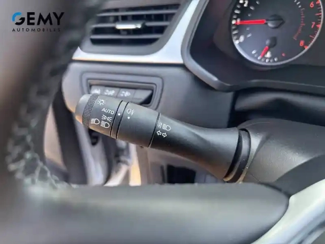 Renault Captur tce 90 — photo 21