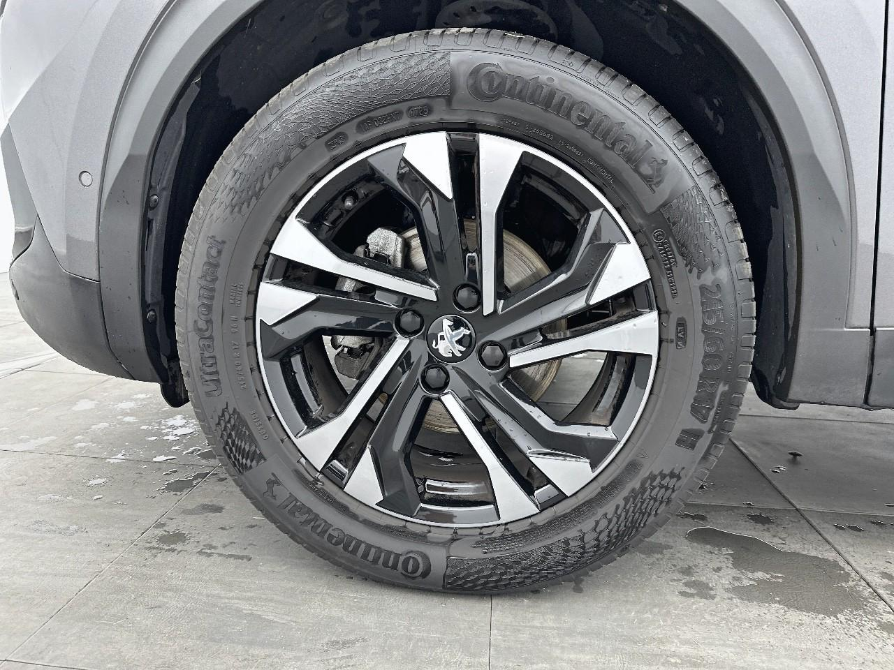 Peugeot 2008 puretech 130 s&s eat8 gt — photo 14