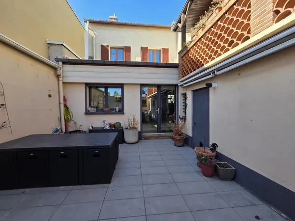 MAISON DE VILLE QUARTIER AVENUE D'EPERNAY