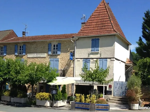Hotel,Bar, Restaurant