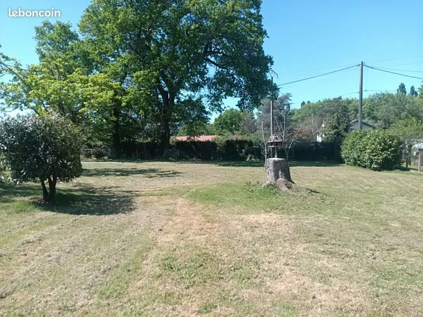 Terrain viabilise montpon menesterol 800m2