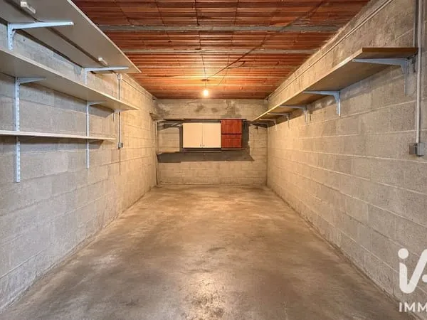Parking 16 m²