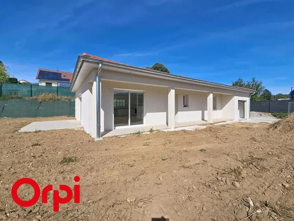 Maison de plain-pied 4 pièces 109 m²