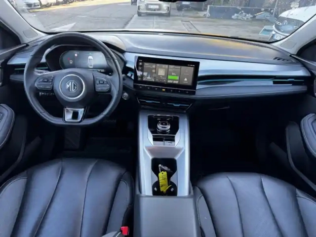 Mg 5 luxury — photo 9