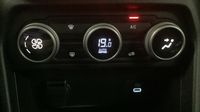Dacia Sandero 1.0 TCe 90ch Journey — photo 26