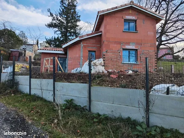 Maison neuve à terminer - 90/95 m² - Graulhet (81300) -