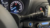 Toyota Yaris 100h Dynamic 5p RC19 — photo 24