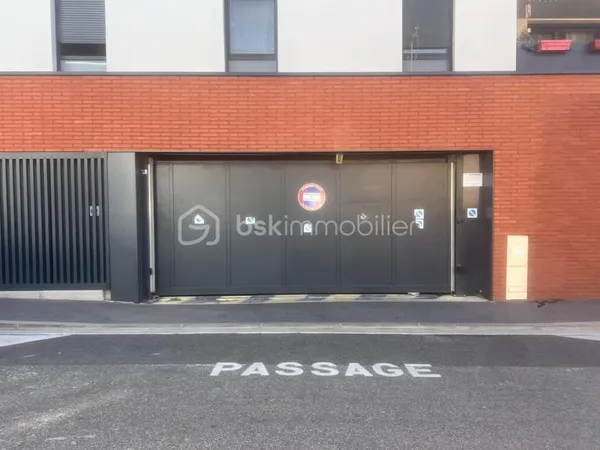 Double place de parking Amidonniers