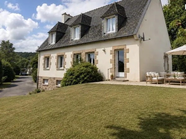 Maison 7 pièces 180 m²