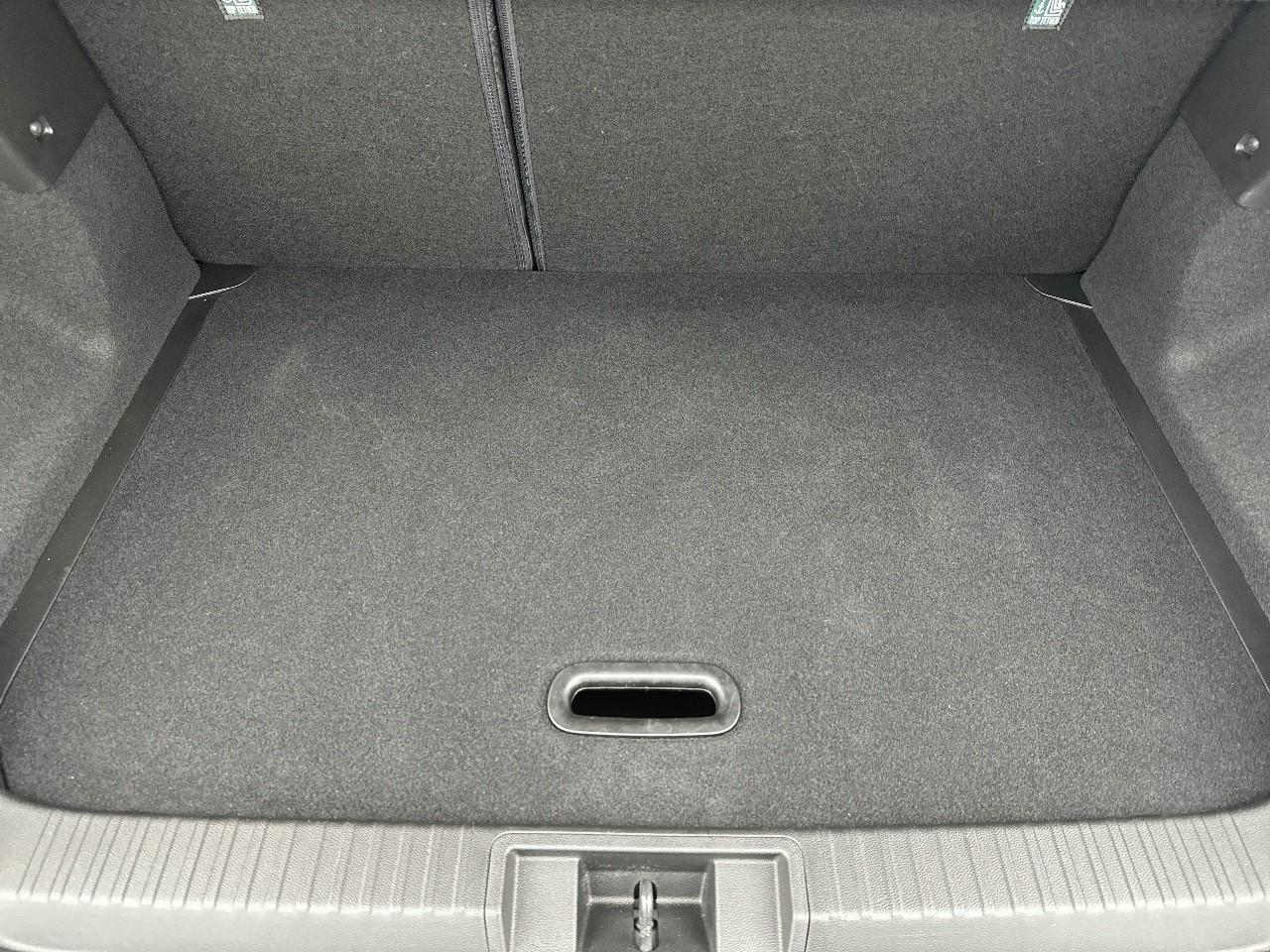Renault Captur tce 90 - 21 intens — photo 6