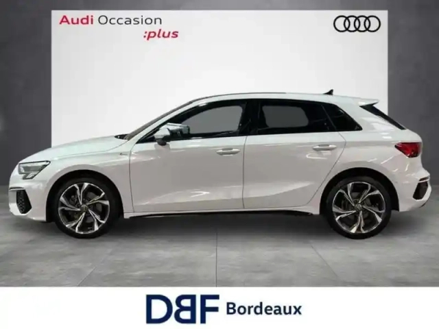 Audi A3 35 tdi 150 s tronic 7 s line — photo 12