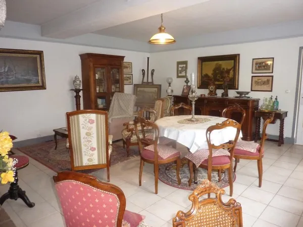 Maison 7 pièces 163 m²