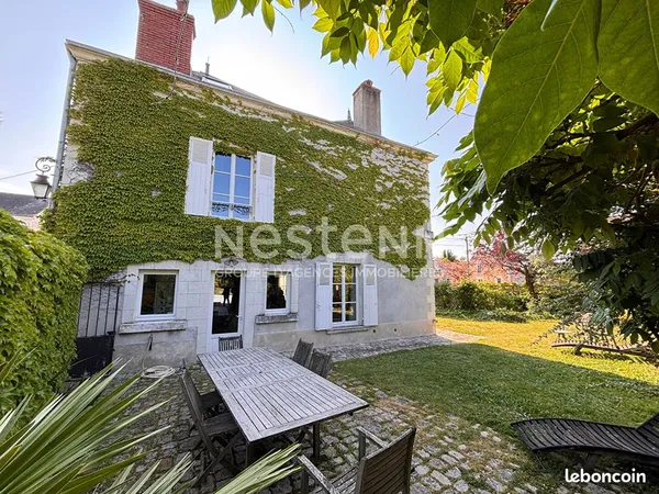 Maison 8 pièces 210 m²