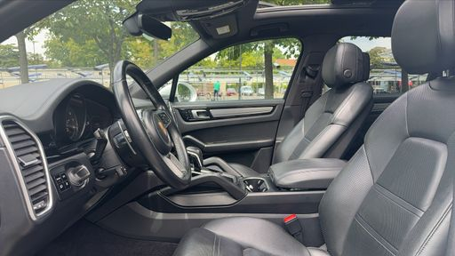 Porsche Cayenne 2.9  440 AWD BVA8 - S – 2017 – 113890 km – Essence – Boîte Automatique — photo 22