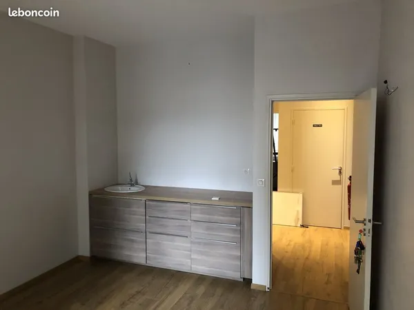 Appartement 56 m² - Grenoble Championnet - Balcon et cave - Vendu loué