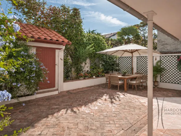 SAINT JEAN DE LUZ COEUR DE VILLE - Appartement de 3 piéces a