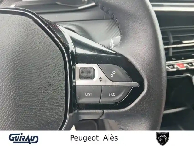 Peugeot 208 puretech 75 s&amp;s bvm5 — photo 38