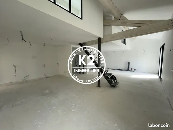 Duplex 3 pièces 105 m²