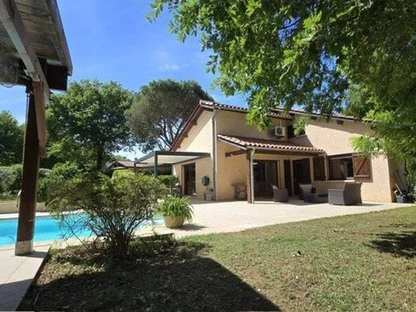 Maison 5 pièces 150 m²