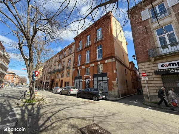 A LOUER - Bureaux professionnels de 102 m² - Toulouse Carmes