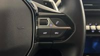 Peugeot 3008 HYBRID 225ch Active Pack e-EAT8 — photo 25