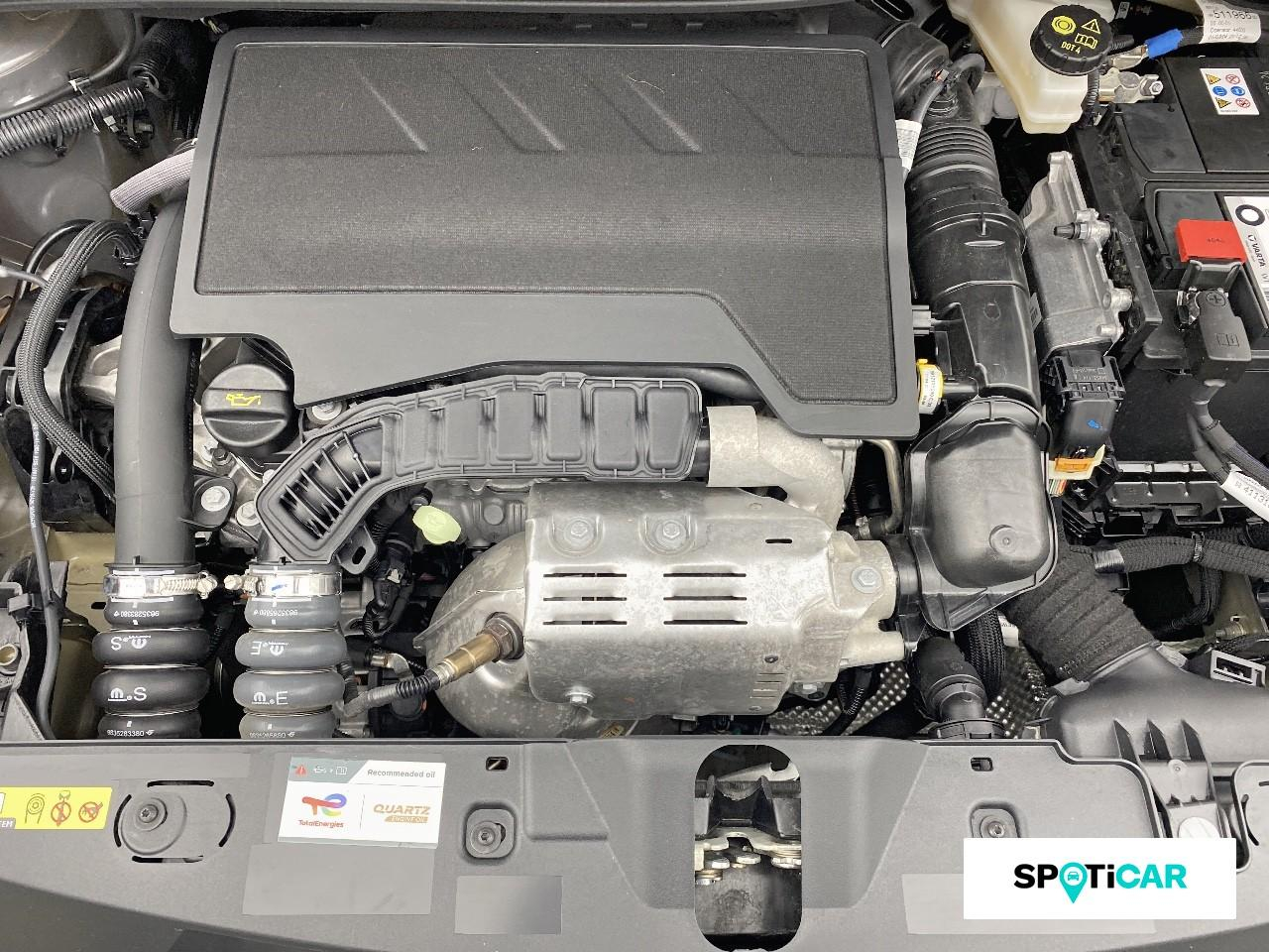 Peugeot 2008 1.2 puretech 100ch s&s allure — photo 20