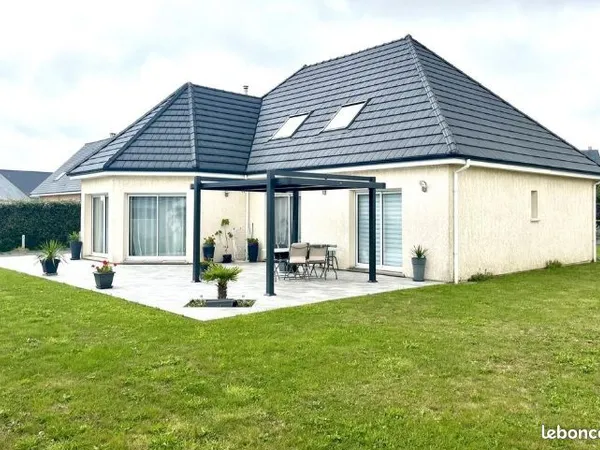 Belle MAISON FAMILIALE 155 M2 À CAUVILLE SUR MER 76930