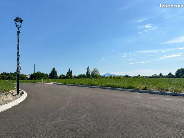 Terrain 580 m² Orange