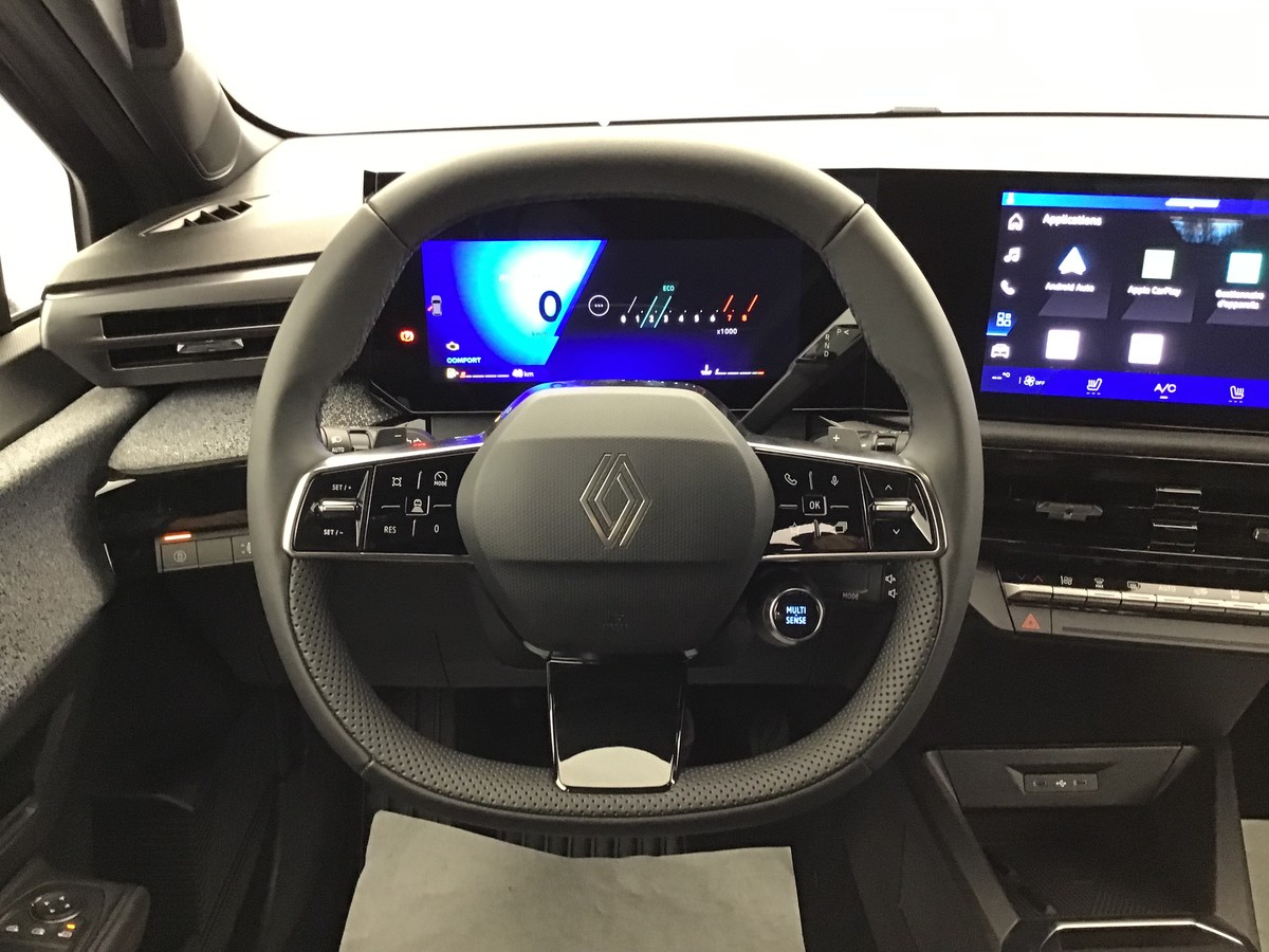 Renault Clio 6 — photo 12