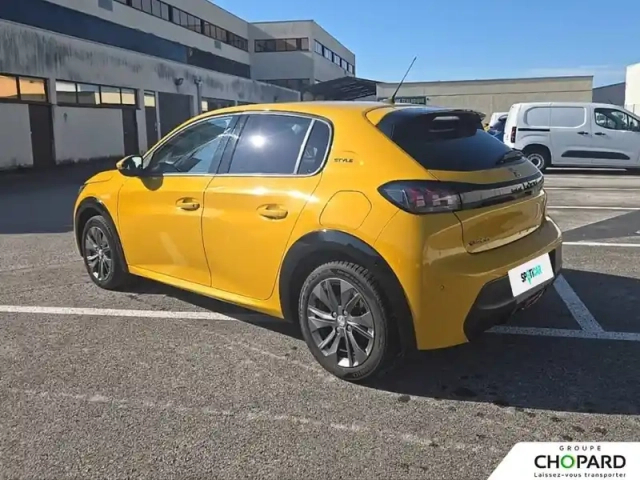 Peugeot 208 electrique 50 kwh 136ch — photo 74